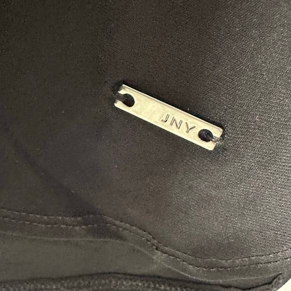 NWT Jones New York V-Neck Tee w/ Mesh Shoulder Detail – Size L - Picture 5 of 6